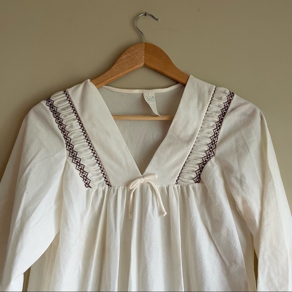 Vintage 1960s 1970s Nani Flower Boho Fleece Kaftan / Dressing Gown / Muumuu - Picture 4 of 15